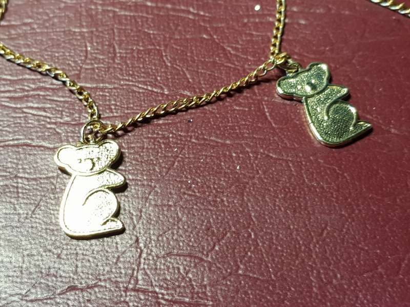 Lovely Necklace in Very Good Condition - Not Silver - [45,5 cm]
