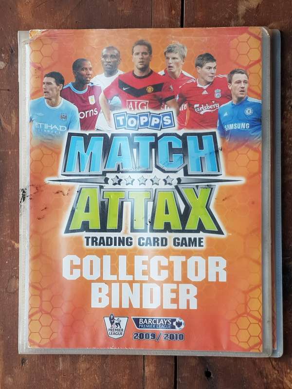 95 x Soccer Trading Cards 2009/10 In Collector Binder - [Bid per card to take all]