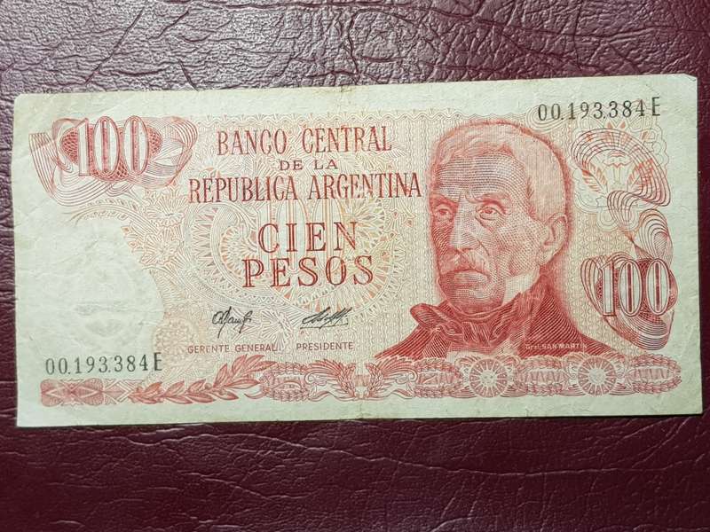 Argentina 100 Pesos Note