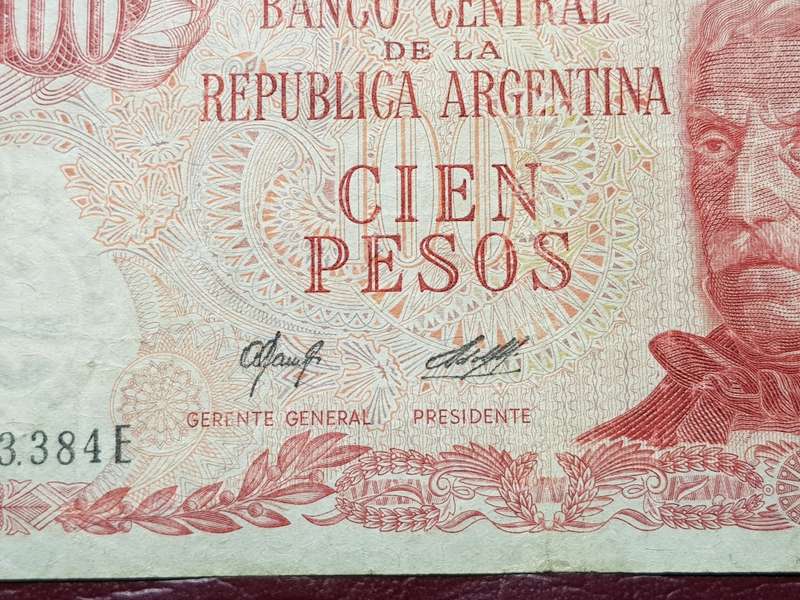 Argentina 100 Pesos Note