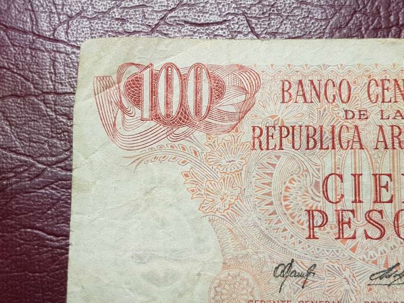 Argentina 100 Pesos Note