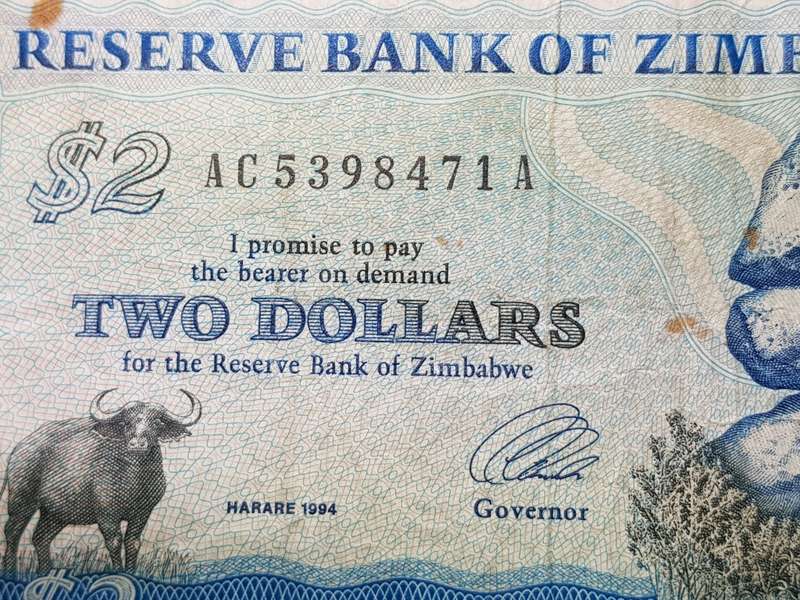 1994 Harare Zimbabwe 2 Dollar Note - Leonard Ladislas Tsumba Governor