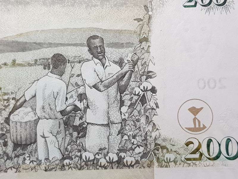 KENYA 200 Shillings Note - UNC