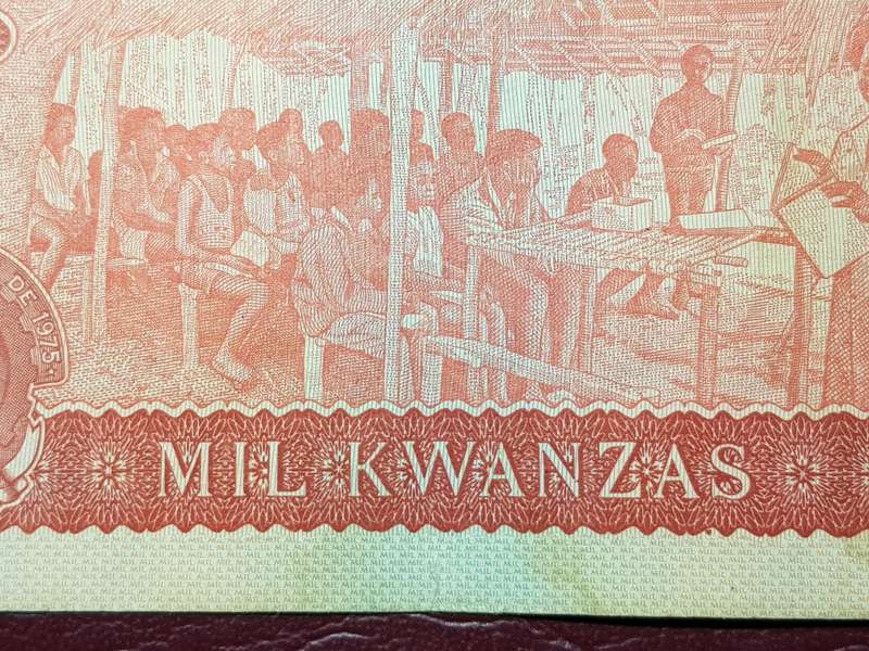 1976 Angola 1000 Kwanzas With date of Independence