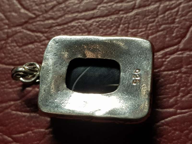 Lovely Vintage Genuine Solid Sterling Silver Pendant In Very Good Condition - [9.3 g]