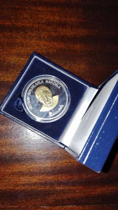 NELSON MANDELA Special Gold and Silver Plated Coin with signature