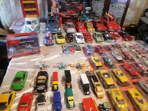 200x Diecast model cars(bid per model to take all)