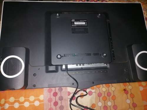 JVC 32INCH SMART LED TV WITH REMOTE AND MANUEL