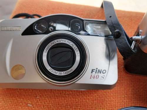 CAMERAS, LENSES AND VIDEO EQUIPMENT (NOT TESTED)