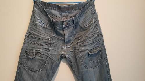 A GREAT PAIR OF MENS HEMISPHERE STRAIGHT LEG DENIMS FROM TRUWORTHS!!!!! SIZE 38!!