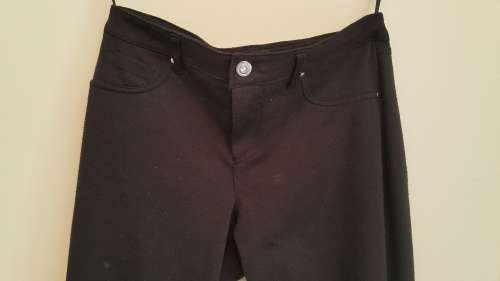 RT BLACK SKINNY PANTS!!!!! SIZE 34!!
