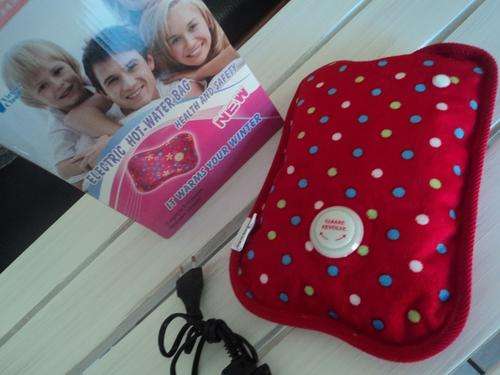 AWESOME ELECTRIC HOT WATER BOTTLE - RECHARGABLE!!! SOFT AND WARM!!!