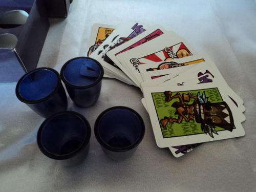 AWESOME KINGS DRINKING GAME!!!!!!