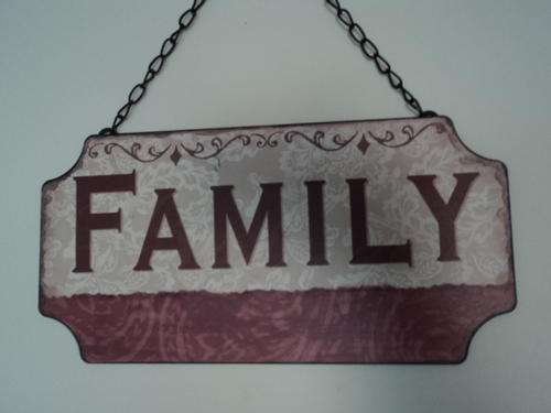 A BEAUTIFUL METAL " FAMILY " SIGN FOR THE WALL!!!!!!!!