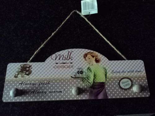STUNNING VINTAGE STYLE WALL HANGING HOOKS FOR THE KITCHEN!!!!!!!
