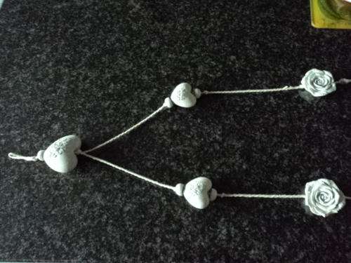 GORGEOUS HEARTS AND ROSES ON A STRING!!!!!!