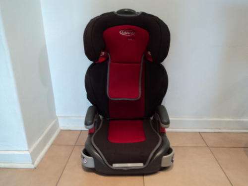 WOW!! BARGAIN!! A GRACO JUNIOR ADJUSTABLE BOOSTER SEAT IN EXCELLENT CONDITION!!! WITH CUP HOLDERS!!