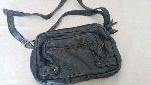 A STUNNING BLUE SYNTHETIC LEATHER BAG FROM WOOLWORTHS!!!!