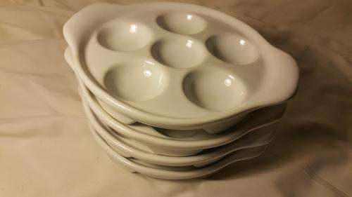 AWESOME SET OF 4 WHITE PORCELAIN SNAIL DISEHES!!!! EACH DISH HOLDS 6 SNAILS!!! BID/DISH