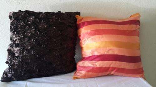2 MAGNIFICENT CUSHIONS!! ORANGE STRIPED AND BROWN "ROSE" DETAIL SCATTER CUSHIONS!!!! 40CM X 40CM!!!!