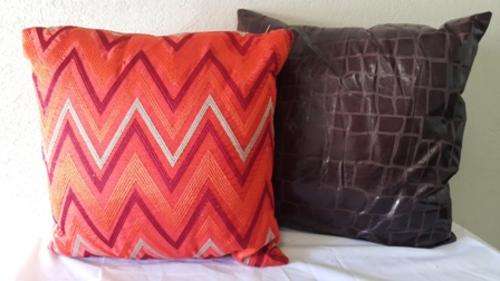 2 CUSHIONS!! ORANGE AND BROWN ZIG ZAG SCATTER CUSHIONS!!!! 40CM X 40CM!!!!
