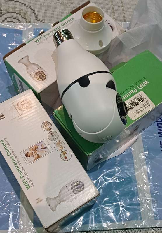Wifi bulb rotating camera