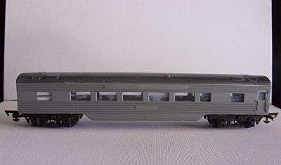 A VINTAGE TRAIN COACH BY TRI-ANG ( MADE IN SOUTH AFRICA ) - LOW START !!!