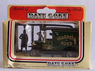 MINT IN BOX LLEDO DIE CAST VINTAGE VEHICLE