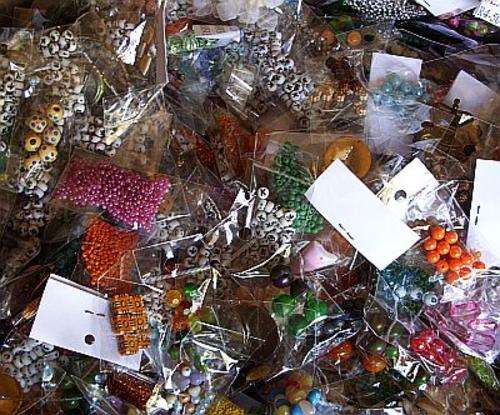 500 PACKETS OF BEADS - NEW OLD STOCK - CRISP IN PACKETS - BID PER PACK