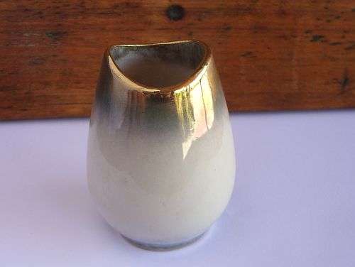 AN ADORABLE GERMAN POSY VASE BY BAY CERAMICS