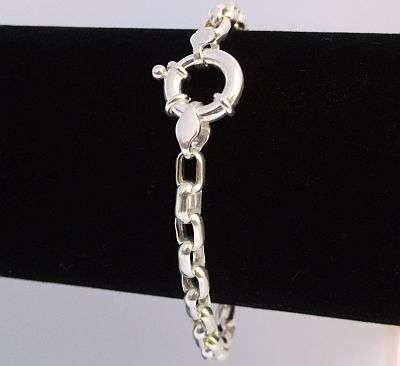 AN ELEGANT SOLID STERLING SILVER BRACELET WITH OVAL LINKS AND SIGNORETTI CLASP !!! HIGH CLASS !!!