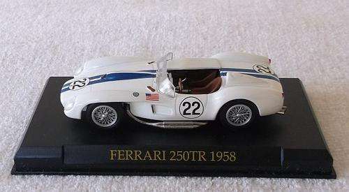 1:43 FERRARI 250 TR 1958 DIE CAST MODEL ON STAND ...AWESOME DETAILS