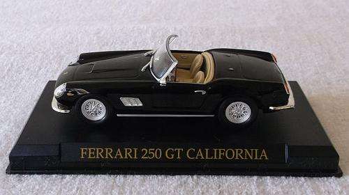 1:43 FERRARI 250 GT CALIFORNIA DIE CAST MODEL ON STAND ...AWESOME DETAILS....RARE ONE