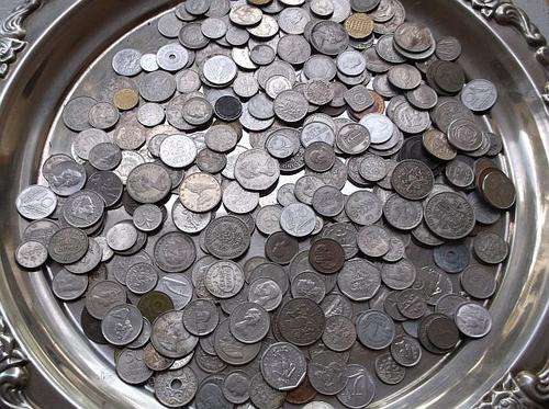 A FANTASTIC COLLECTION OF OVER 300 WORLD COINS ...GOOD CONDITION ...BIDDING PER COIN !!