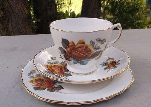 SO SPECIAL !! A PORCELAIN TRIO BY ROYAL VALE DECORATED WITH YELLOW ROSES ...FANTASTIC FIND !!