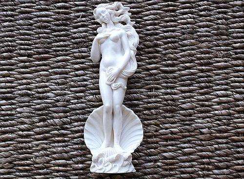 A STUNNING SEMI NUDE RESIN STATUE OF A SEA NYMPH WITH CLAM SHELL .....ITALIAN MADE ....GORGEOUS !!!!