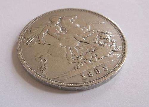 BRILLIANT RARE FIND !! AN 1893 BRITISH SILVER CROWN ....LOVELY DETAIL ...WOW !!!!