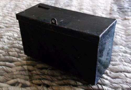 A RARE VINTAGE BUS CONDUCTORS CASH BOX ...LOCKABLE....VINTAGE ANTI THEFT DEVICE !!! COOL !!!