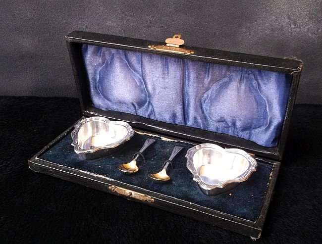 A TRULY RARE PAIR OF HALLMARKED SILVER HEART SHAPED OPEN SALTS ...PLUS TWO SPOONS...WOW !!!