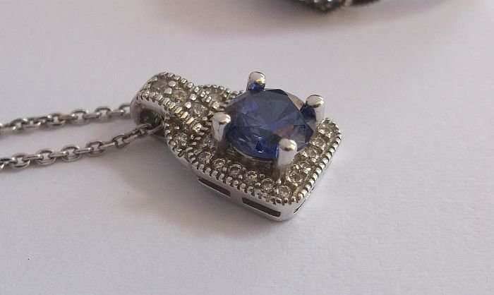 WOW !! WOW !! WOW !! STERLING SILVER RING ...NECKLACE...PENDANT...SET WITH FACETED STONES
