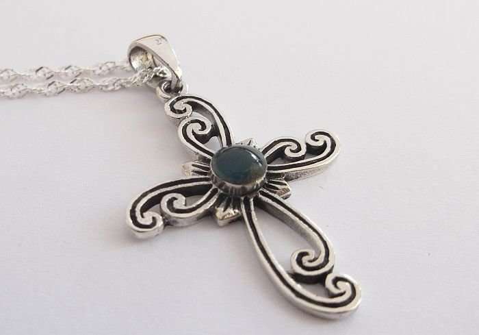 A STERLING SILVER NECKLACE PLUS A STERLING SILVER CROSS PENDANT ...SEE PICS