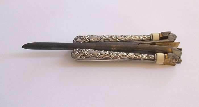 116 YEARS OLD !!! BIRMINGHAM 1900 ...GLOVE STRETCHERS WITH IVORY COLLARS ...H MATTHEWS !!!! WOW !!!!