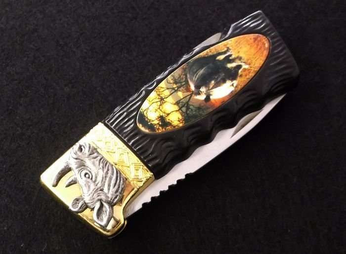 BIG 5 ...." RHINO " ....COLLECTORS KNIFE....GREAT BLADE....GOOD WEIGHT....AWESOME GIFT...WOW