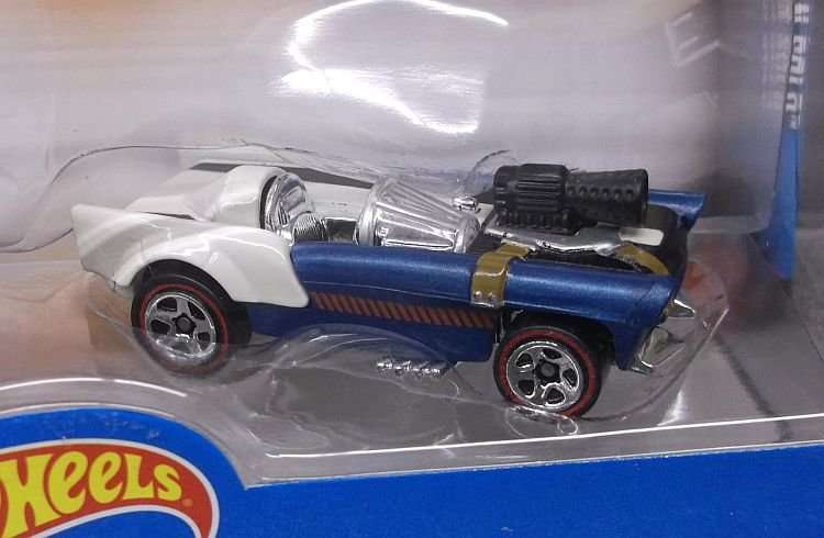 SO WICKED !! QUALITY !!! HOTWHEELS ""STAR WARS"" CHARACTER VEHICLES SET...CHEWBACCA & HAN SOLO ..WOW