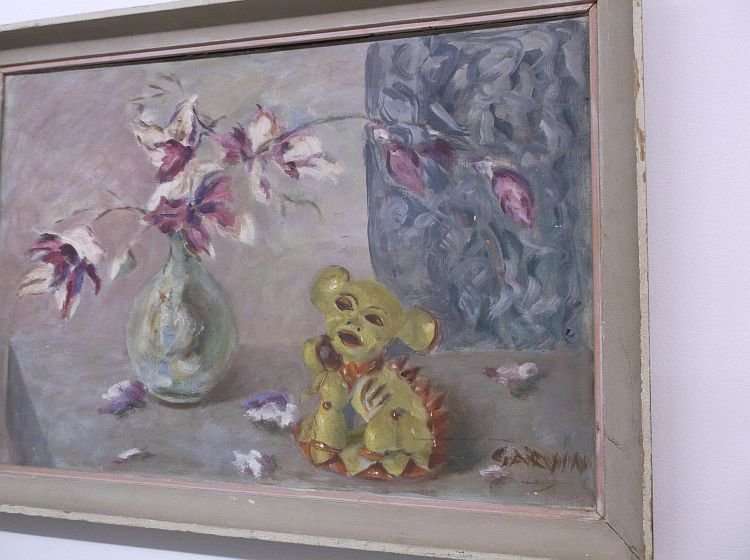 AN INTRIGUING ORIGINAL STILL LIFE OIL ON BOARD OF A TEDDY AND FLOWERS SIGNED BY THE ARTIST GARVIN...