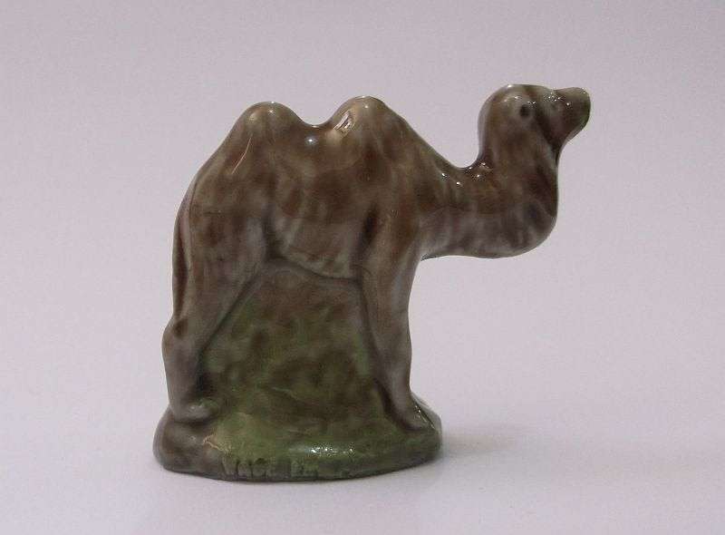 WADE - CAMEL