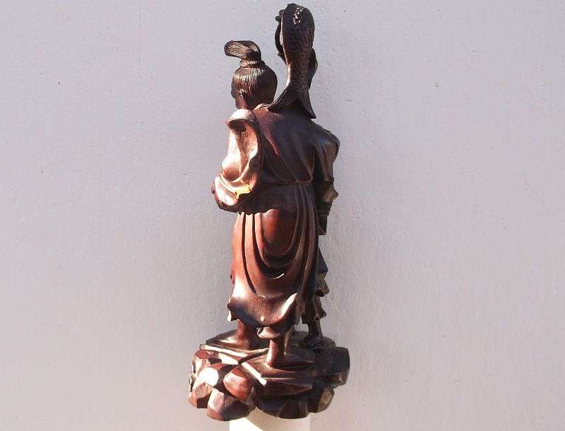 A RARE ORIENTAL ANTIQUE HAND CARVED WOODEN STATUE OF A FISHERMAN WITH HIS APPRENTICE ...AWESOME !!!!
