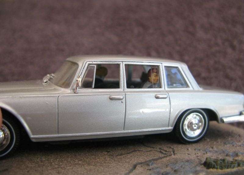 A 1:43 SCALE DIE CAST METAL MODEL OF THE ""MERCEDES 600"" AS SEEN IN THE JAMES BOND MOVIE