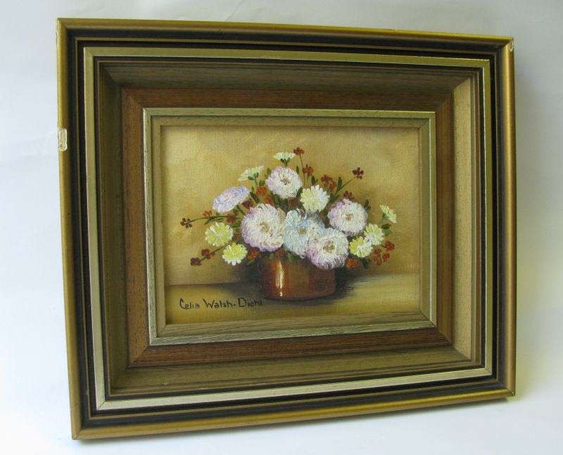 WOW !! AN ORIGINAL OIL ON BOARD PAINTING DEPICTING A FLORAL ARRANGEMENT BY CELIA WALSH-DIEHL