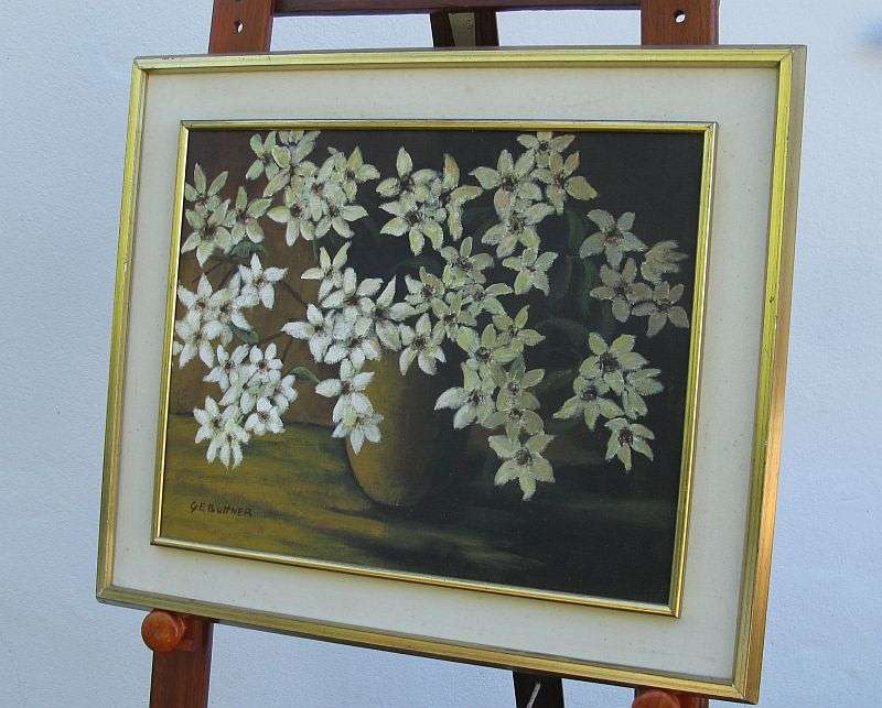 AN EYE CATCHING ORIGINAL OIL ON BOARD DEPICTING A FLORAL ARRANGEMENT BY G.E BUTTNER...AWESOME !!